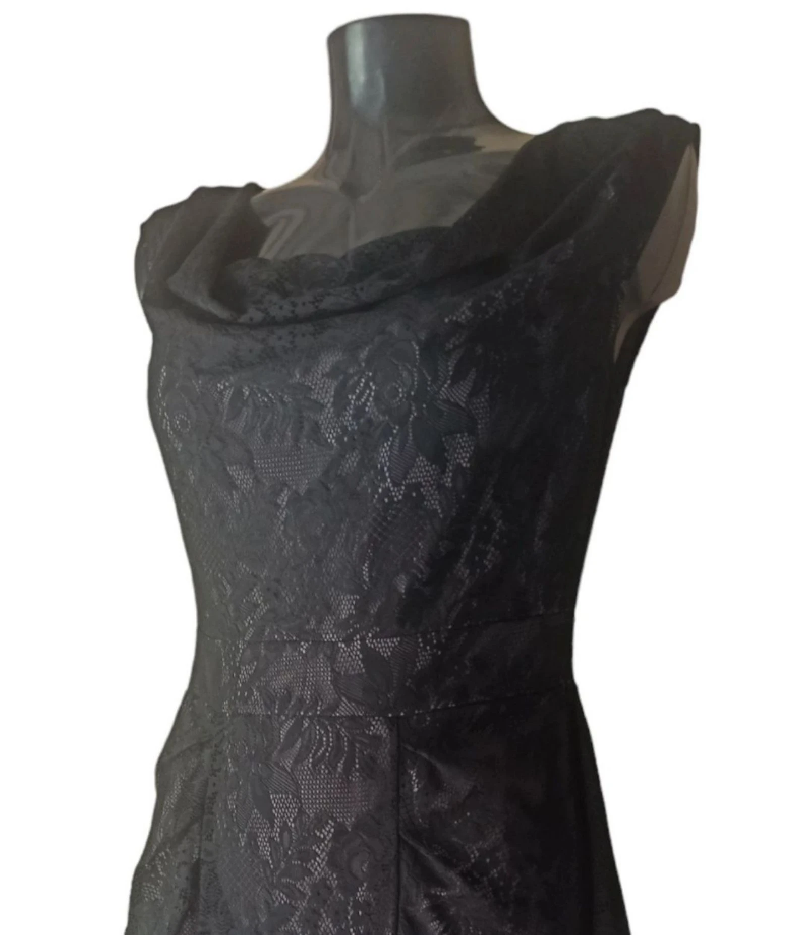 Elegante vestido de cóctel en color negro – photo 4